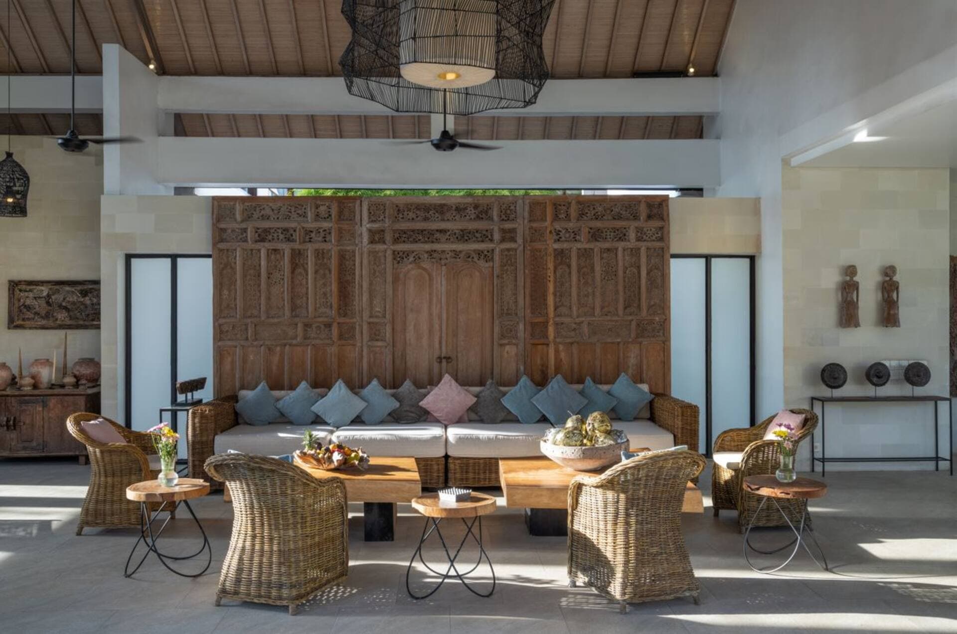 Abaca Villas:Villa Iluh 6BR Private Villa Seminyak — photo 2